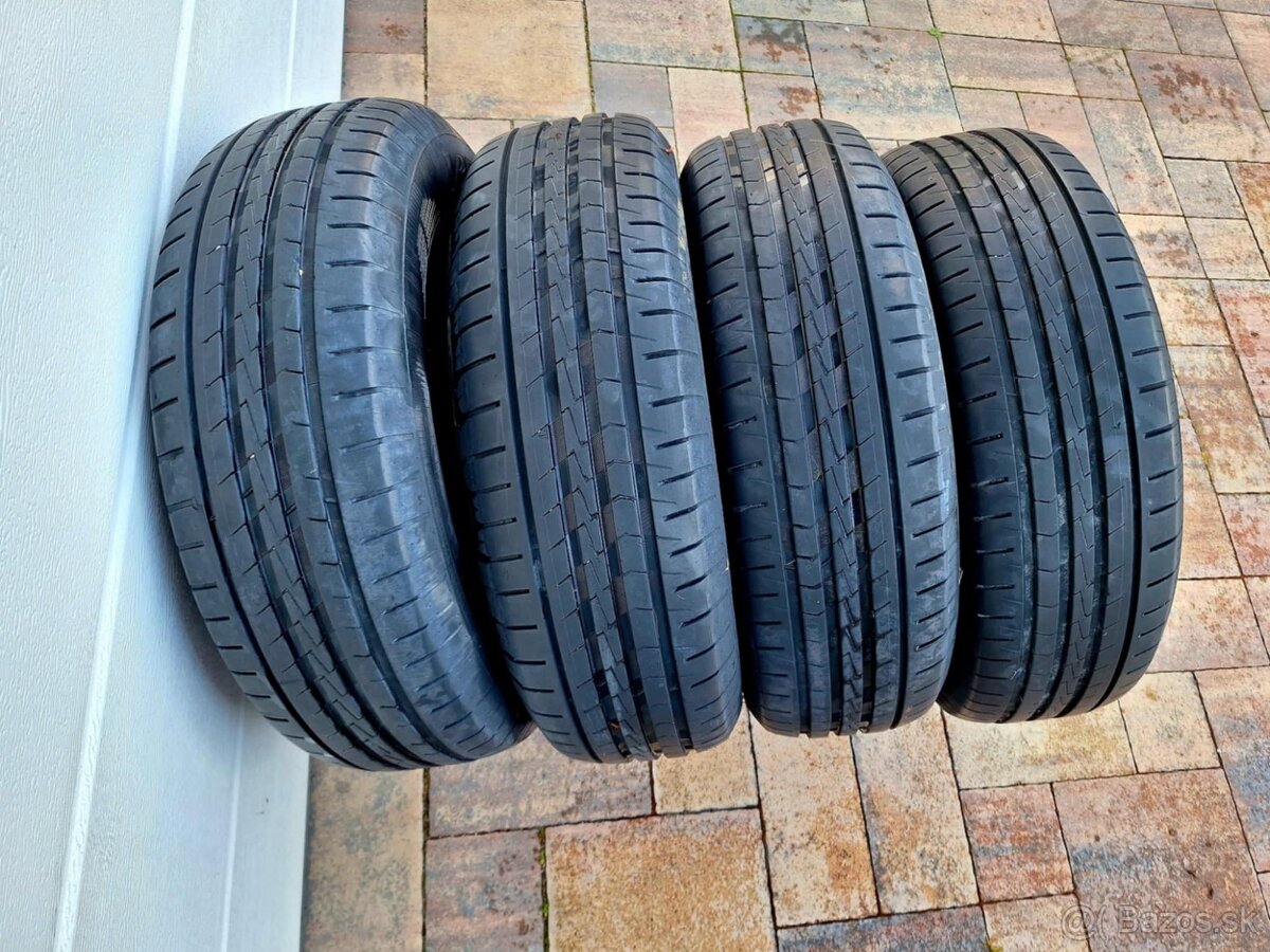 215/70r16 letné pneumatiky