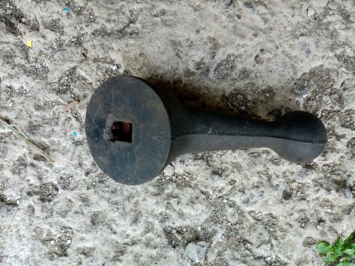 Páka na vypínač k cirkularke