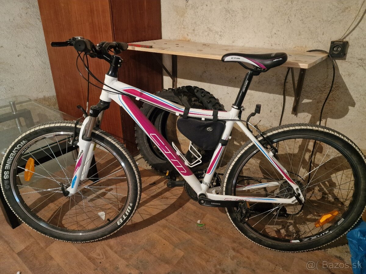 Damsky bicykel