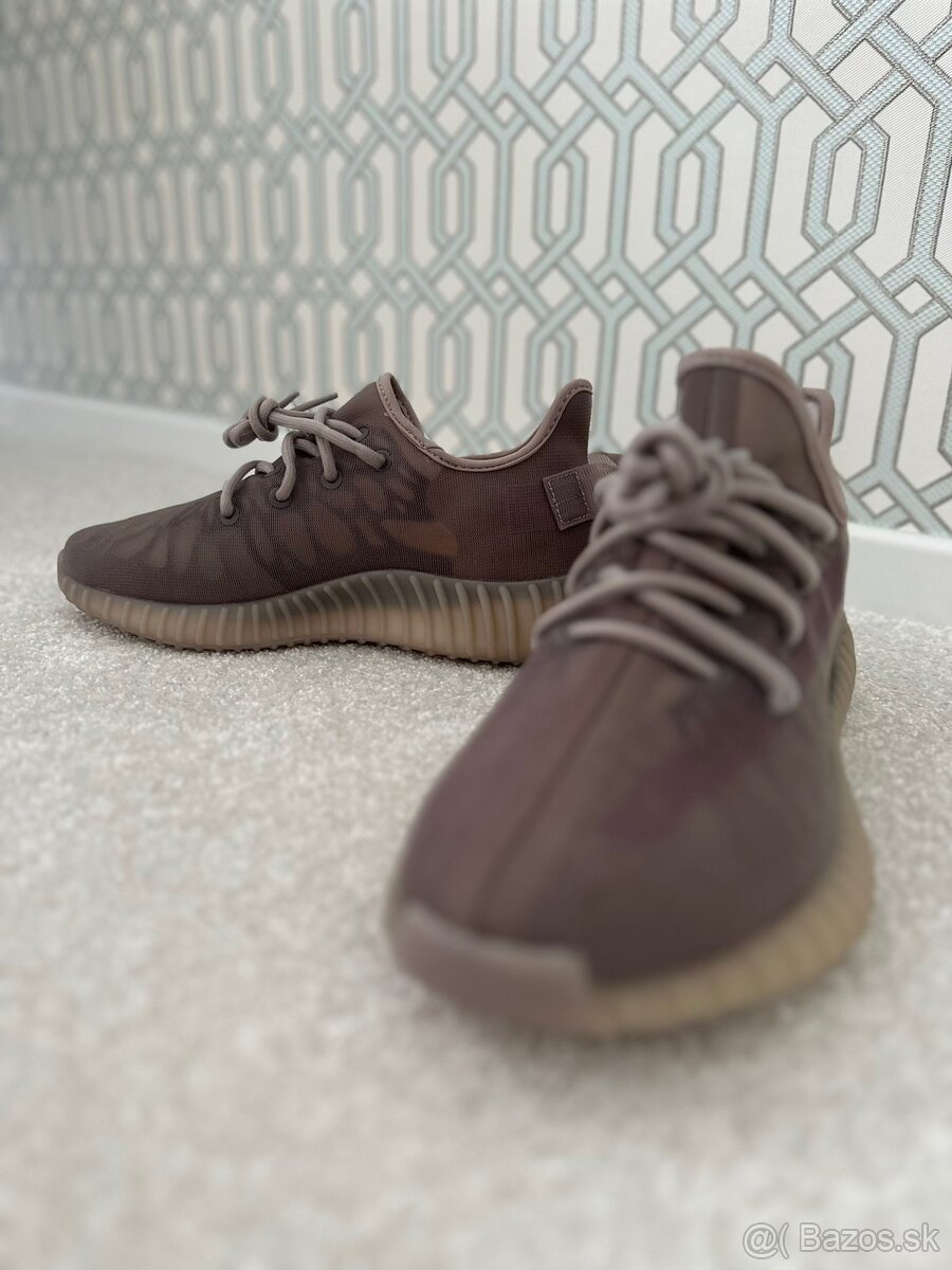 Yeezy Boost 350 V2 Mono Mist