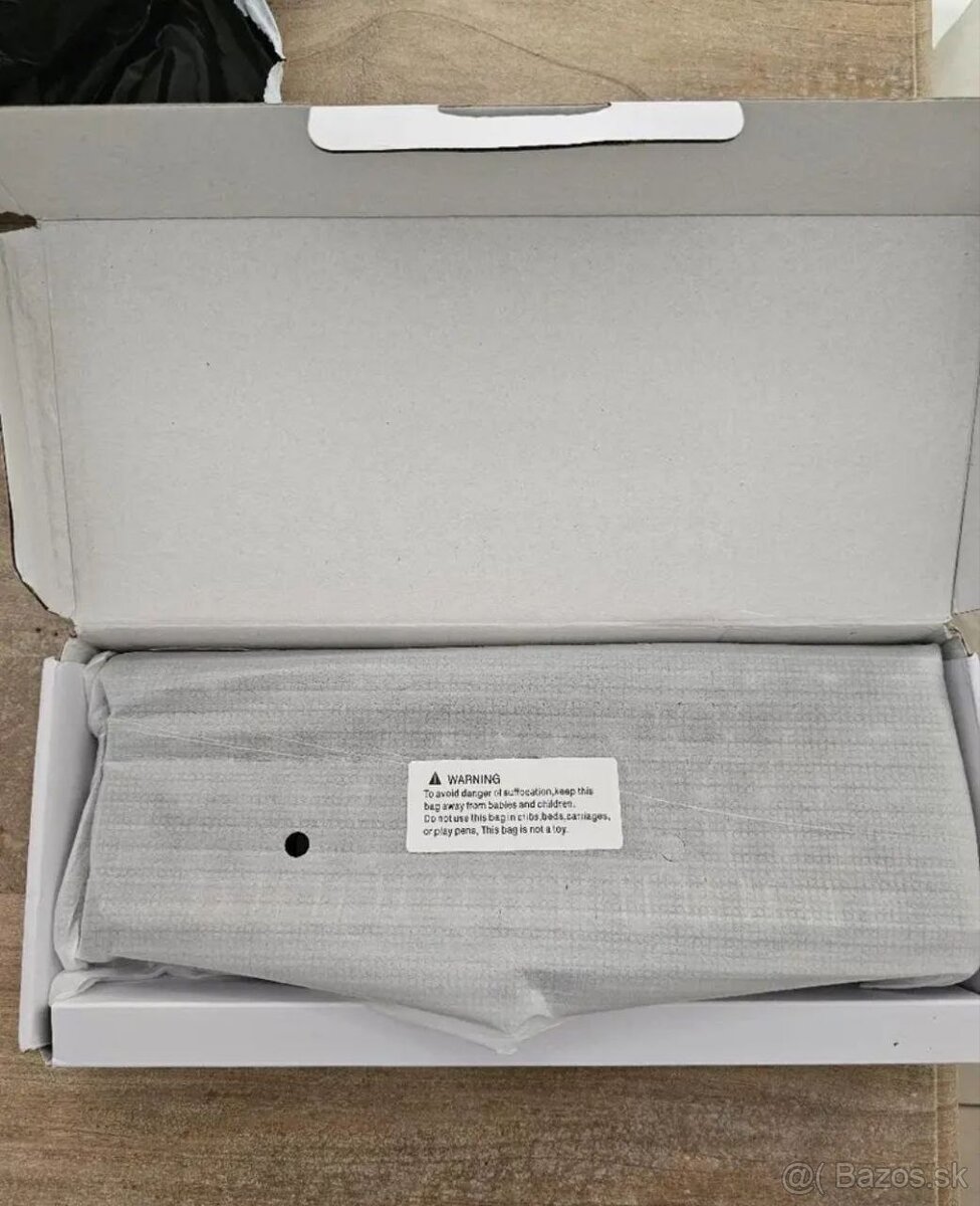 Čierna USB herná klávesnica GOTBAT 60% (61 klávesov)