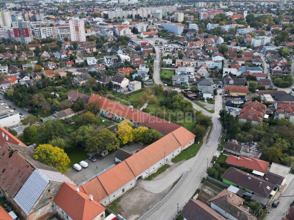 Prenájom skladové priestory v blízkosti centra Senca s…