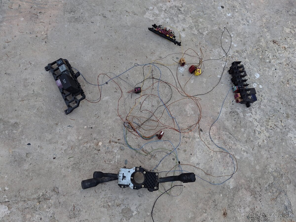 Audi A4 B5 Quattro rozpredám.