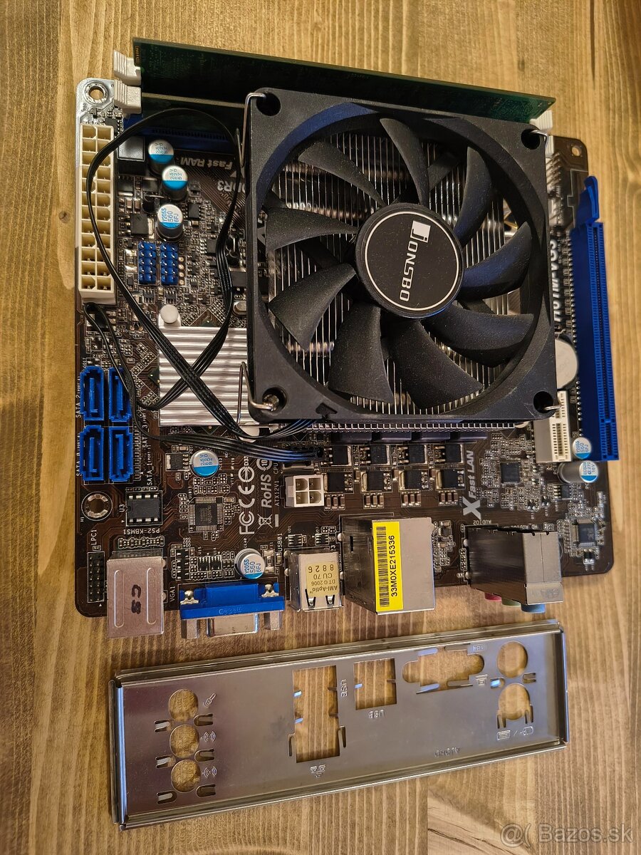 Asrock H61M-VG3 + i3 3220 + 2x4GB + chladic