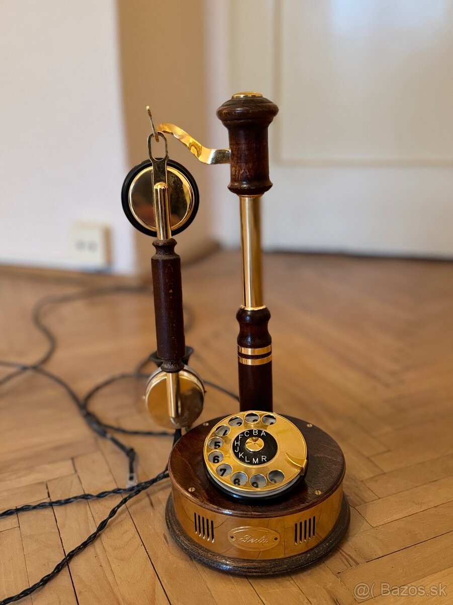 Starožitný stojanový telefón TESLA