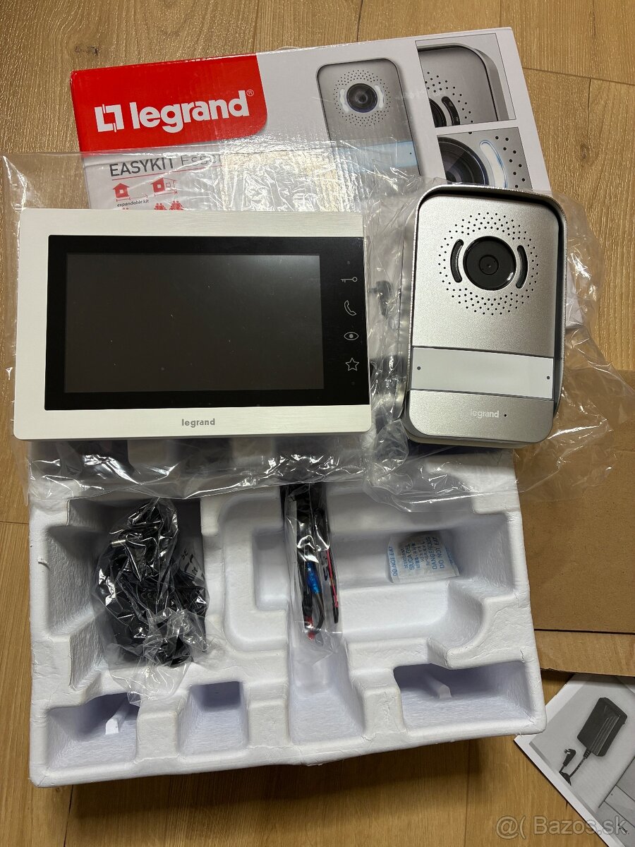 Vstupny vratnik Legrand