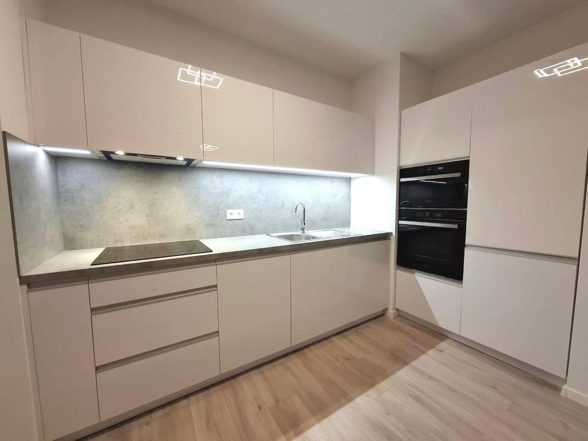 NOVOSTAVBA, 2 IZBOVÝ BYT 62 M2, LODŽIA, KARPATSKÁ, POPRAD