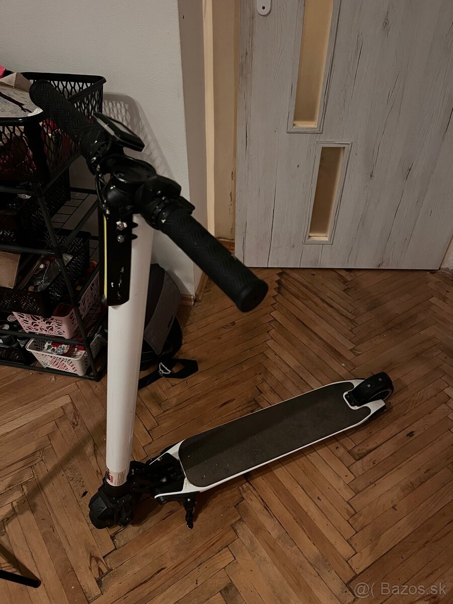 Elektrická kolobežka