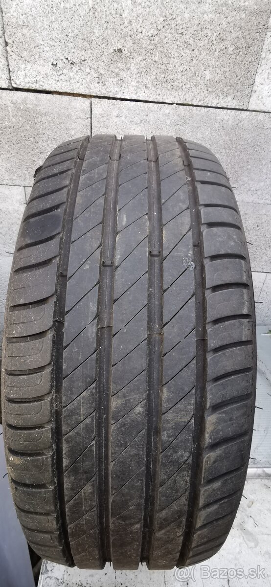 215/50r17