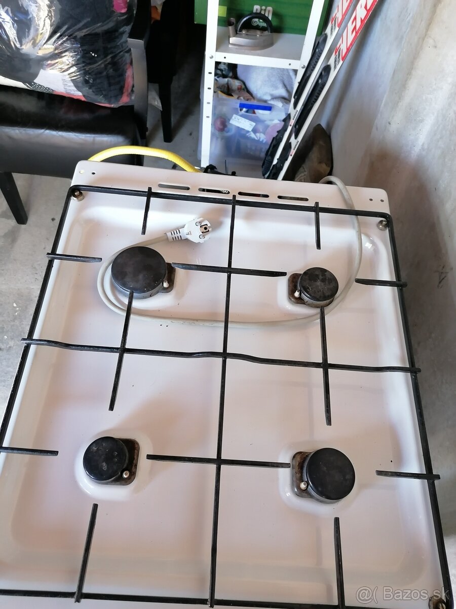 Plyn elektrika