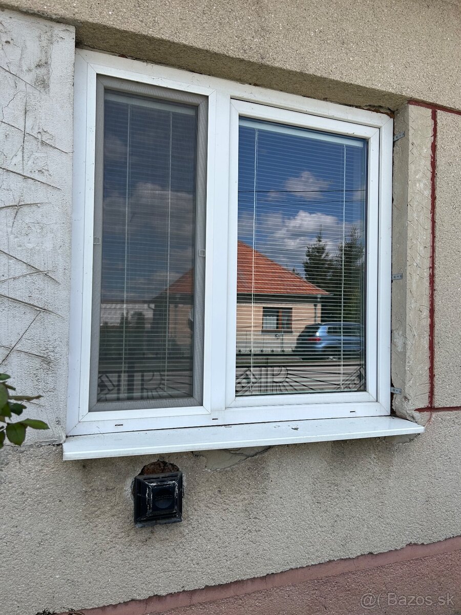 3 ks plastové okná