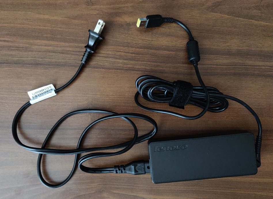 Lenovo napajaci adapter 90W US