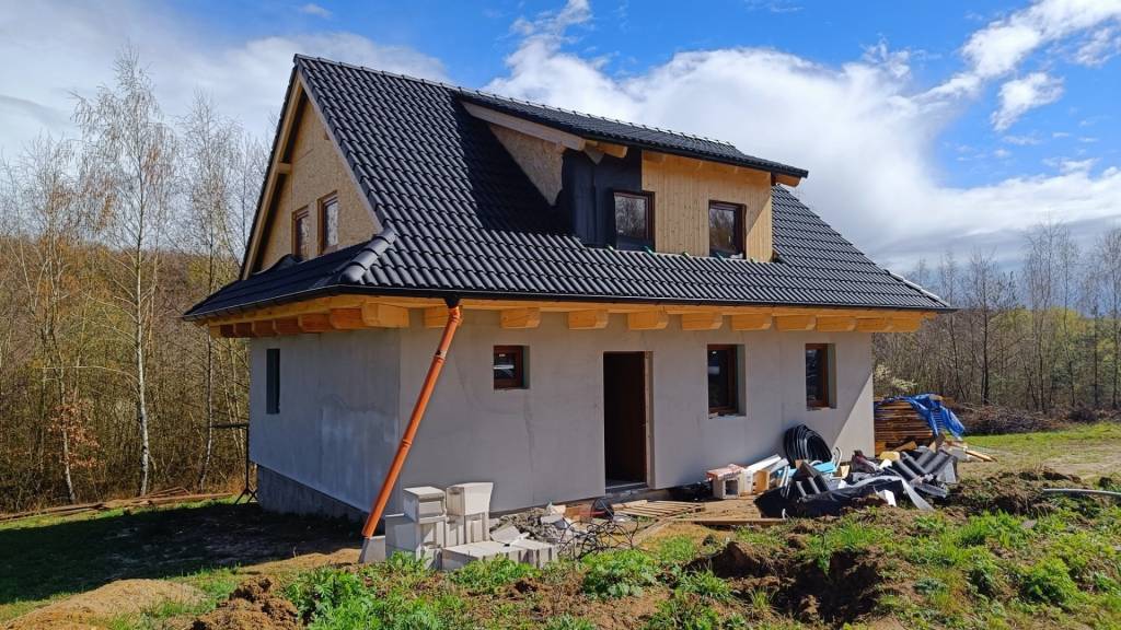 REKREAČNÁ CHATA 3 - 4 izbová, výstavba kdekoľvek
