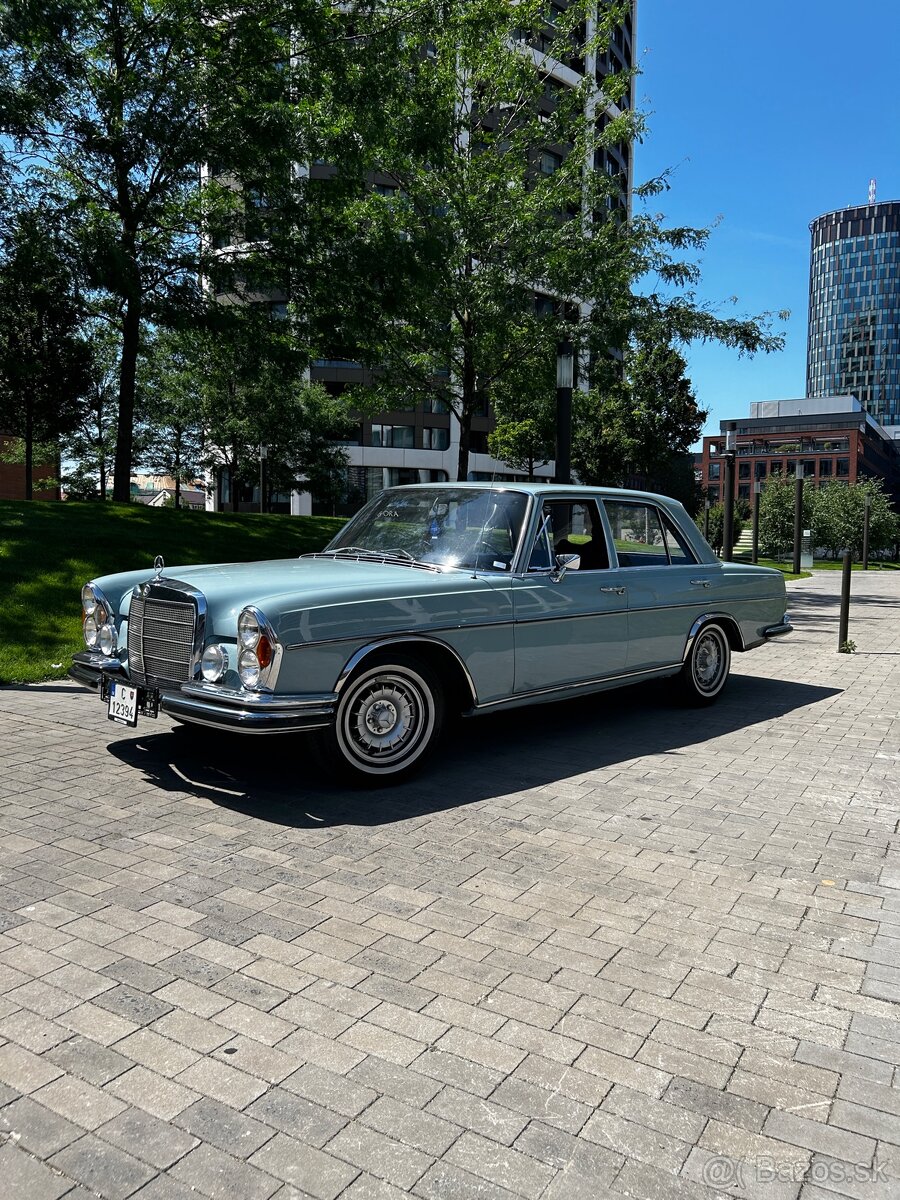Mercedes-Benz 250S W108