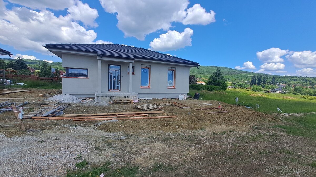 4 . izb. Rodinný dom Nitra - Štitáre
