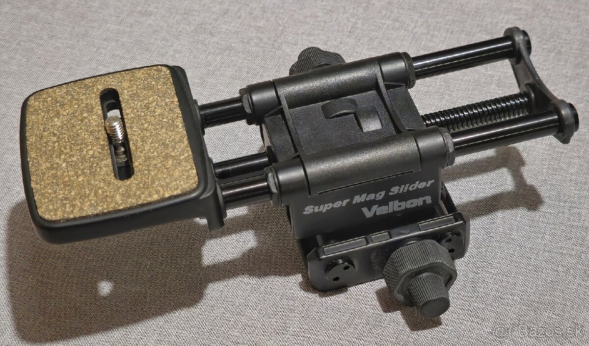 Macro sánky Velbon Super Mag Slider