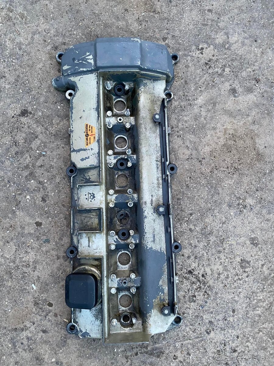 Predám veko ventilov na BMW e36 a M50