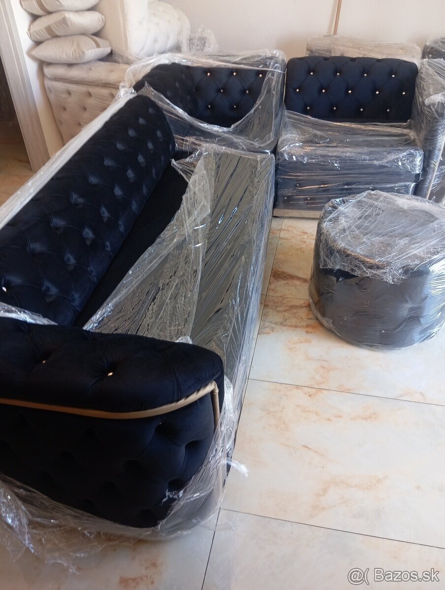 Predam novu luxusny roskladaciu rohovu sed