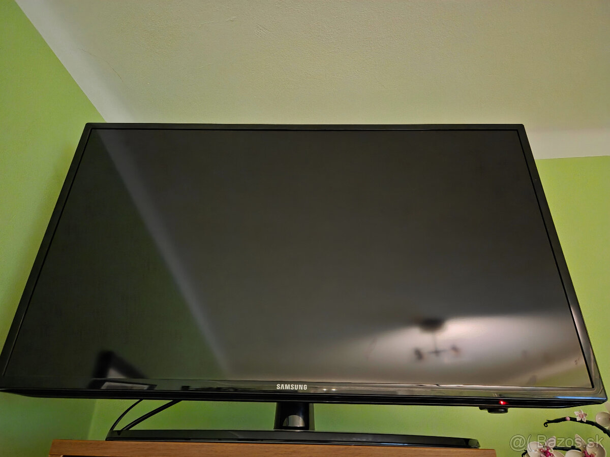 Predám televizor Samsung UE40EH5000W