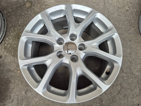 5x110 r17 ET41 x 7J elektróny originál JEEP + snímače tlaku.