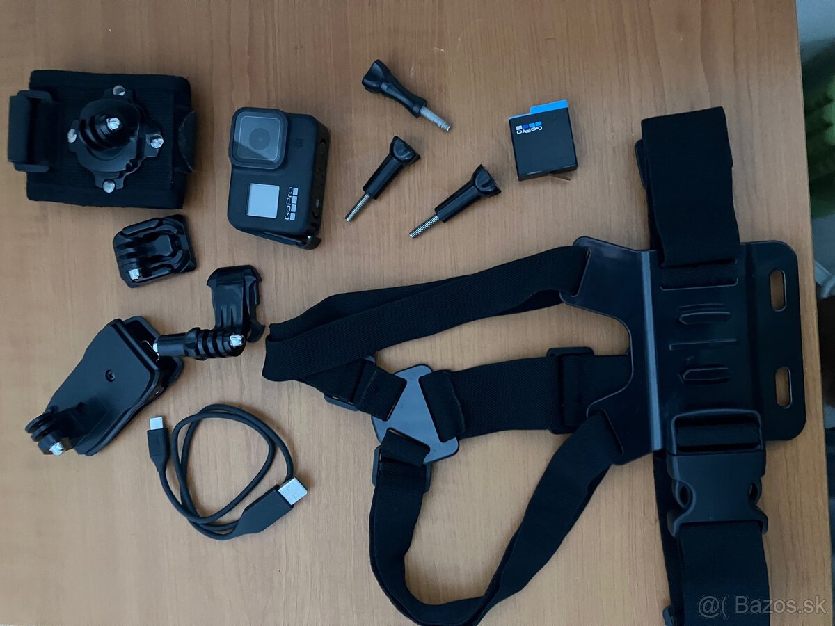 Gopro hero 8 + accessories