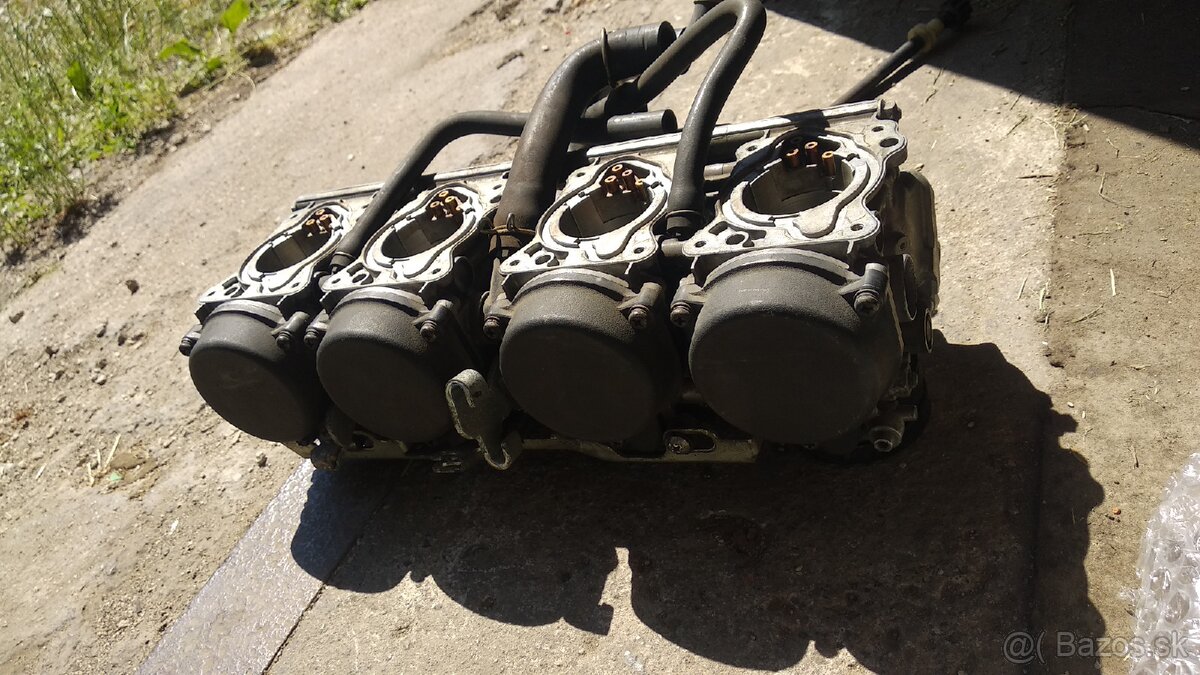 Karburátor z motorky