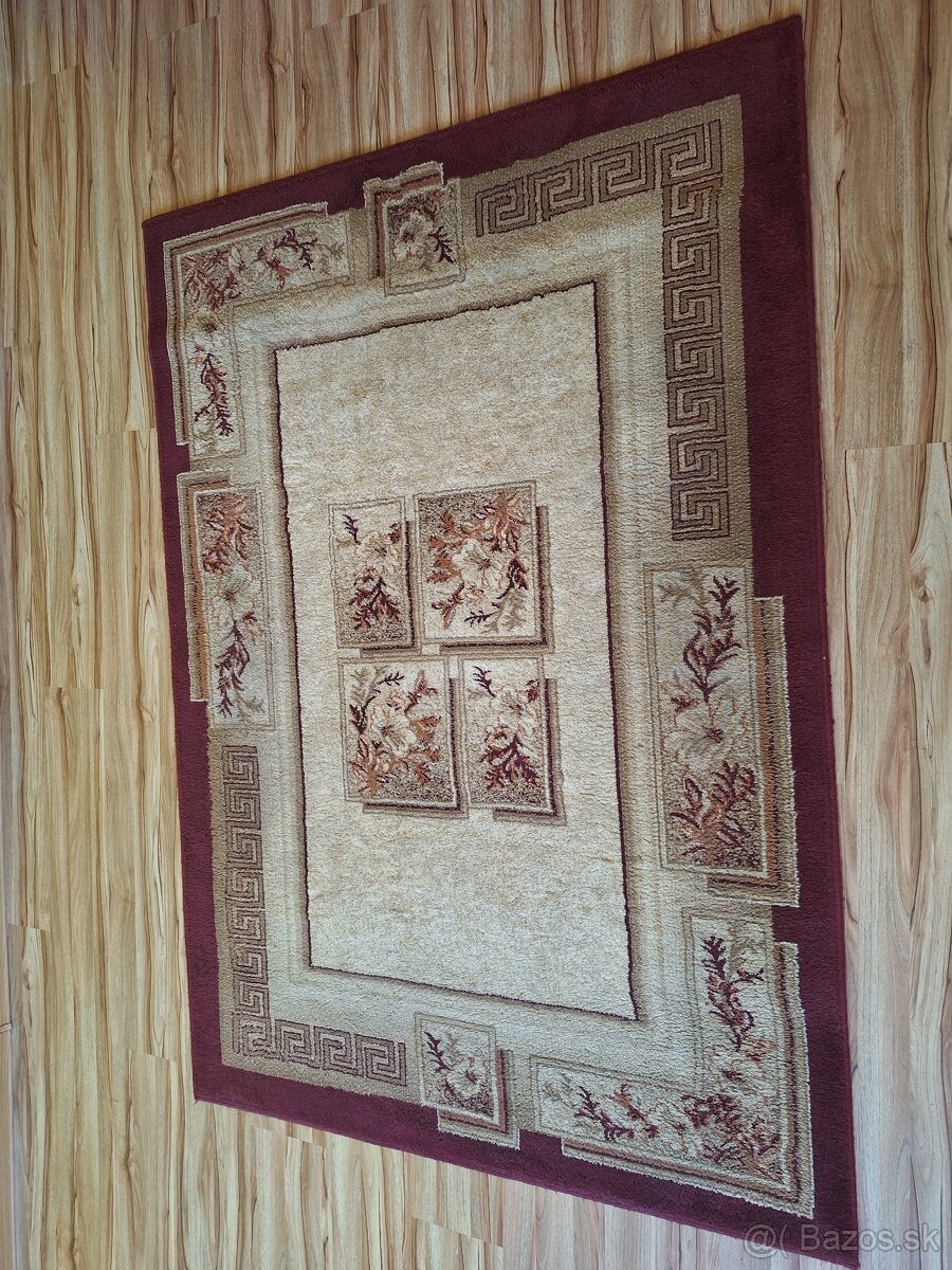 Koberec rozmer 190x130