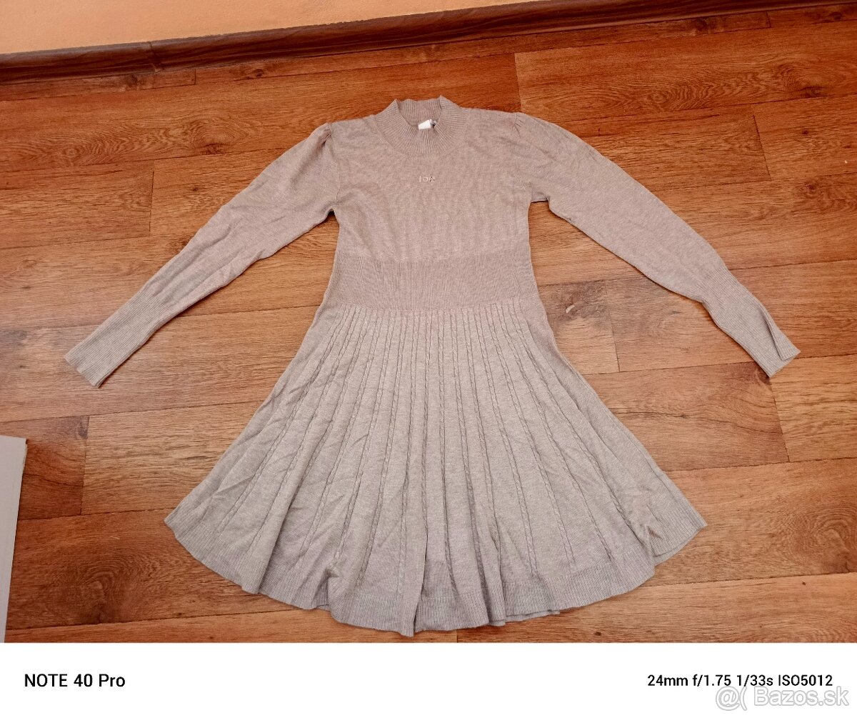 Dievčenske,dámske šaty