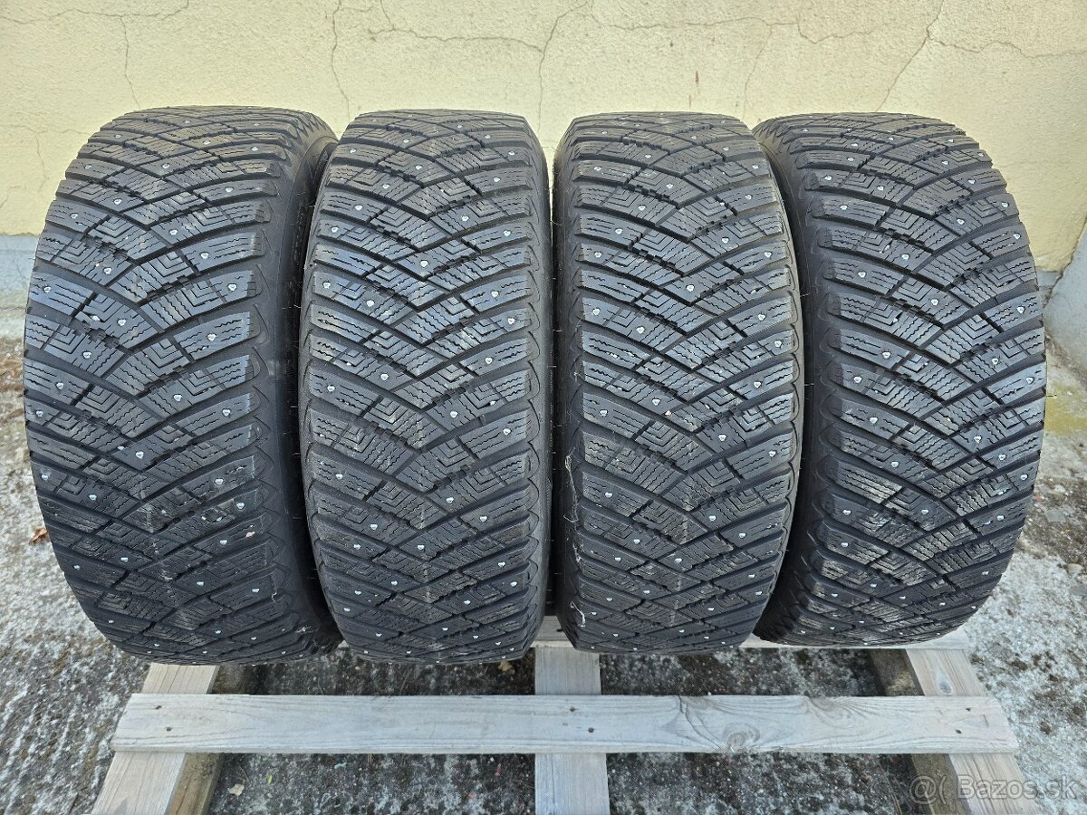 ZIMNÉ PNEUMATIKY GOODYEAR 225/60 R17 103T XL