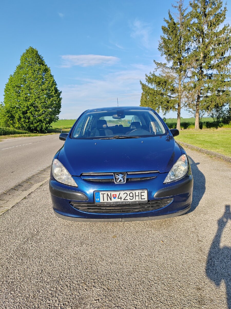 Peugeot 307 2.0 HDI , klíma, bluetooth radio