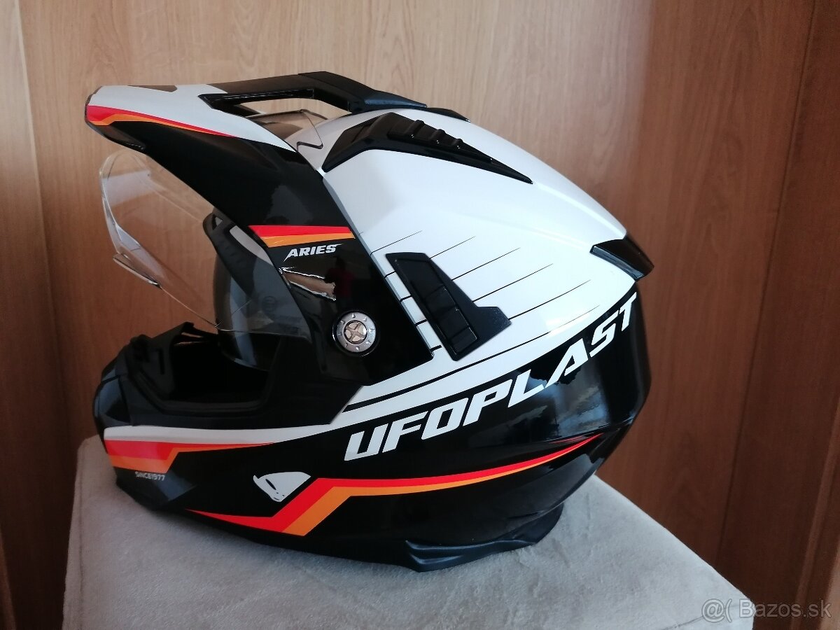 Enduro prilba ufoplast