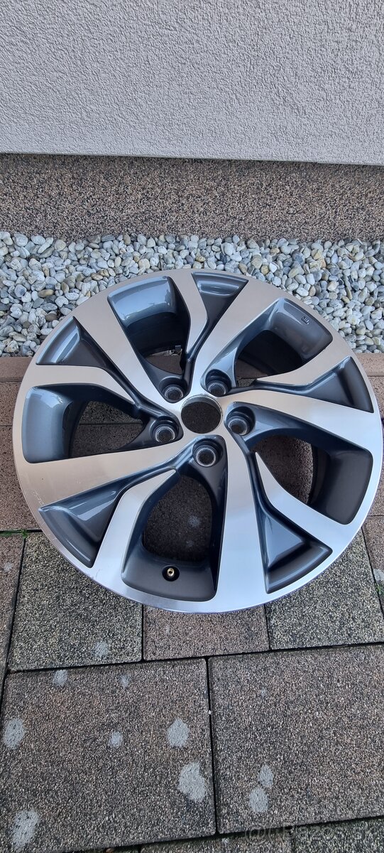 Predam 4ks alu disky r18