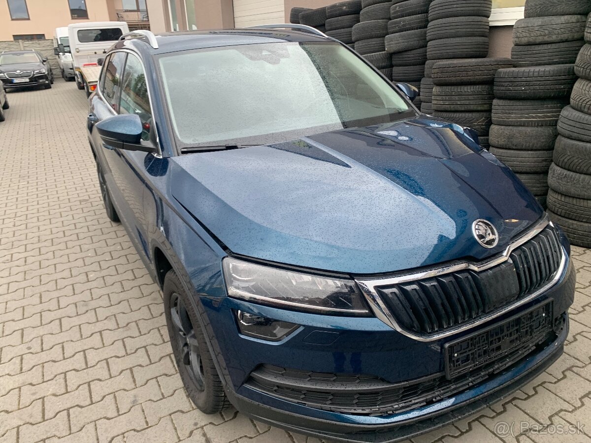 Predám havarovanú Škoda Karoq 1.5 tsi 110kw dsg rv 2022