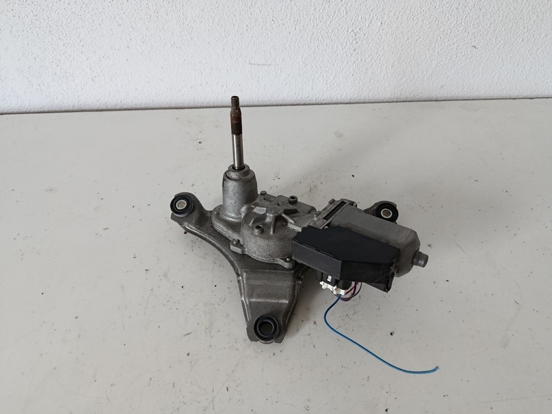 motorcek stieracov zadny auris 8513002030 40€