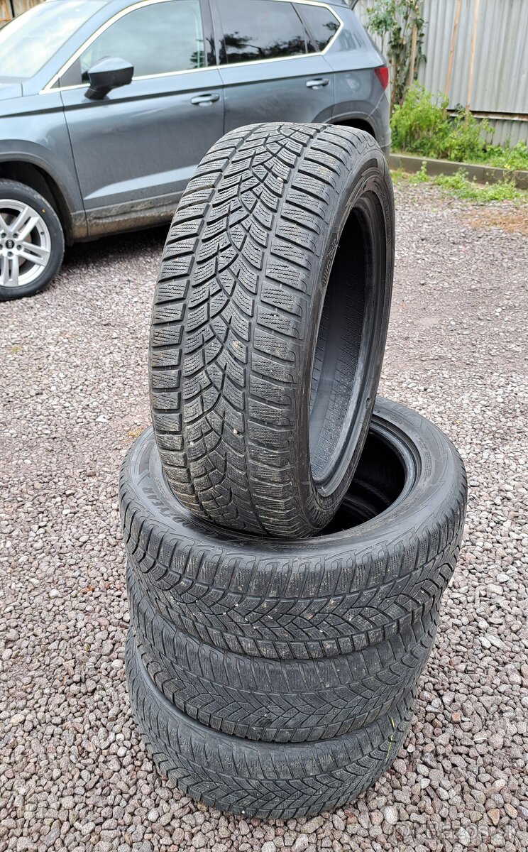 Zimné pneumatiky 215 55 r17