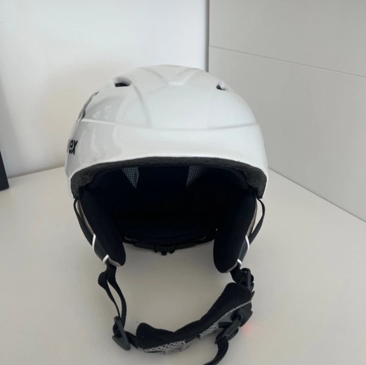 Detska lyžiarska prilba Uvex