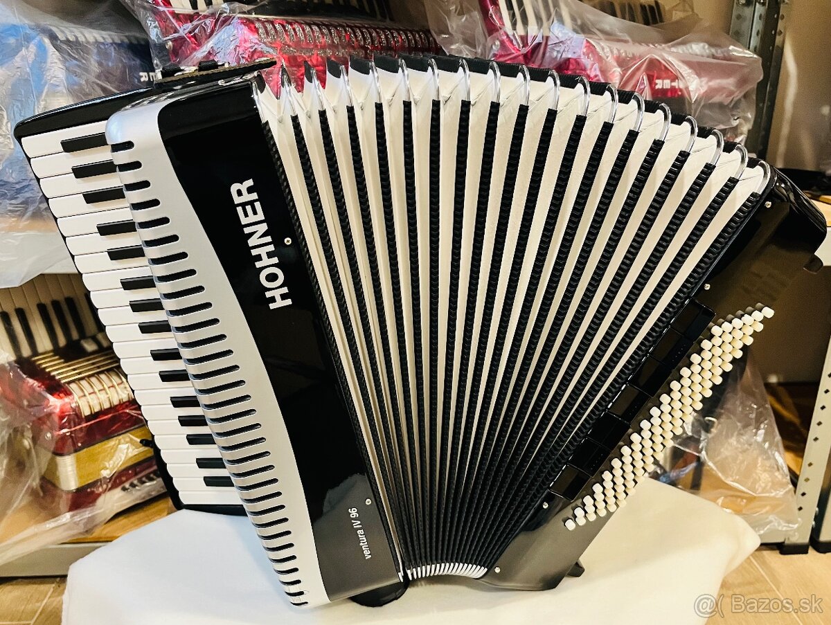 Predám akordeón HOHNER VENTURA IV 96 BAS- špičkový akordeón