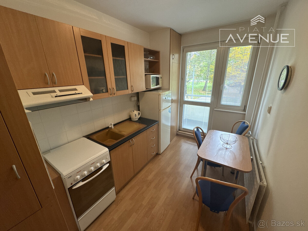 Na predaj Zariadený byt 2+1 , Žilina - Solinky (49m2)