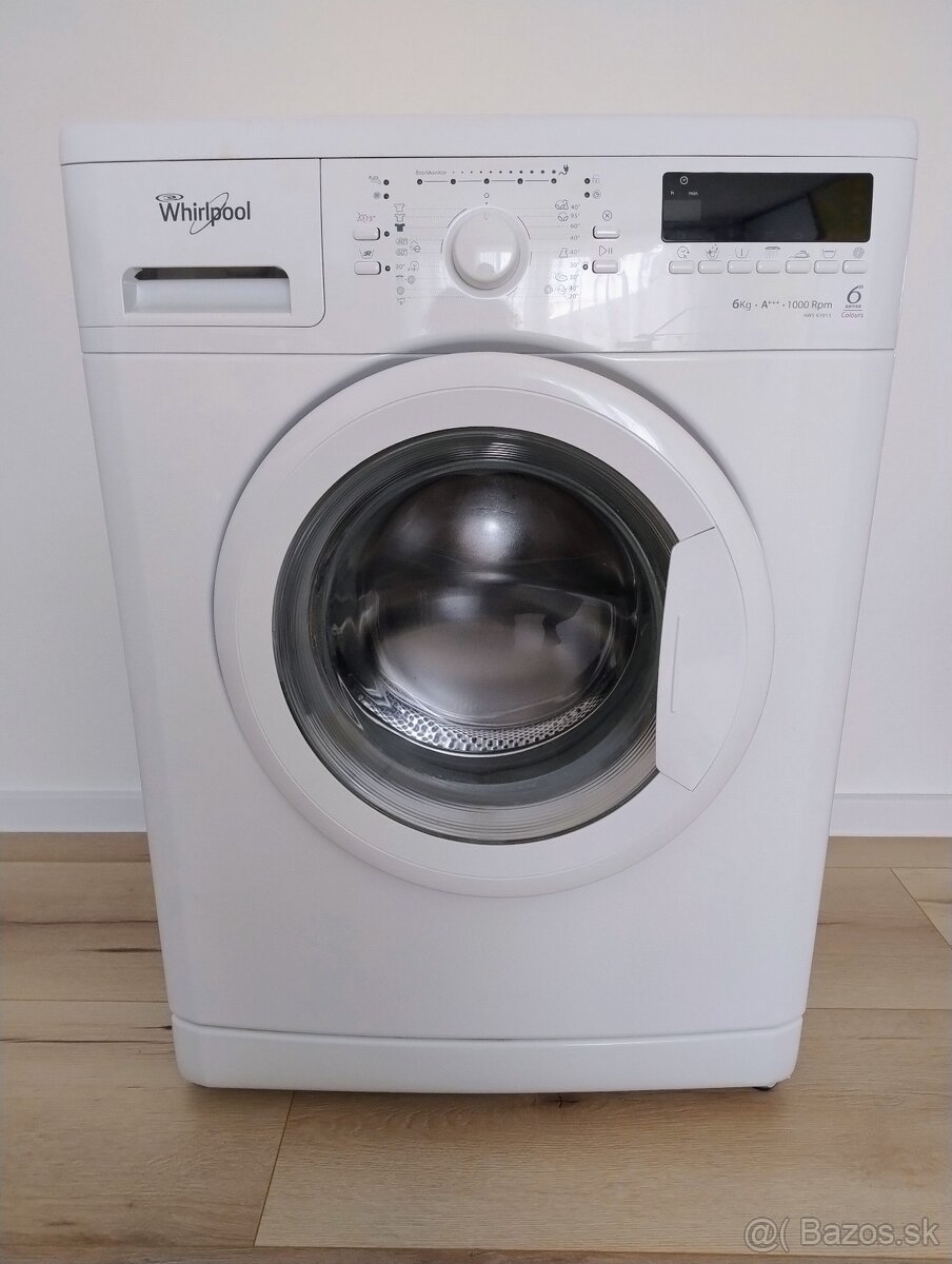 Pracka whirlpool rezervovaná