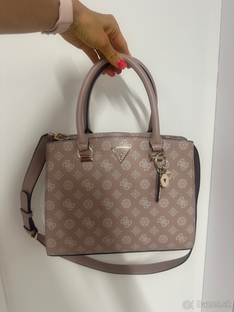 Kabelka Guess