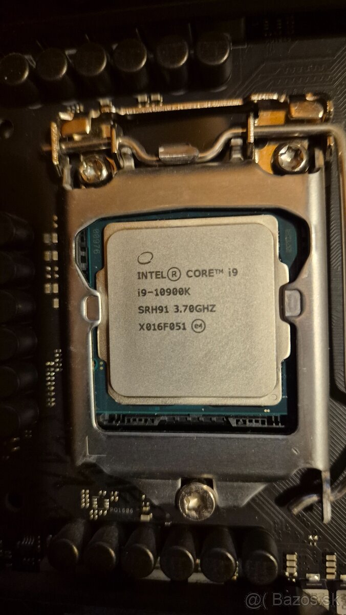 Intel Core i9-10900K