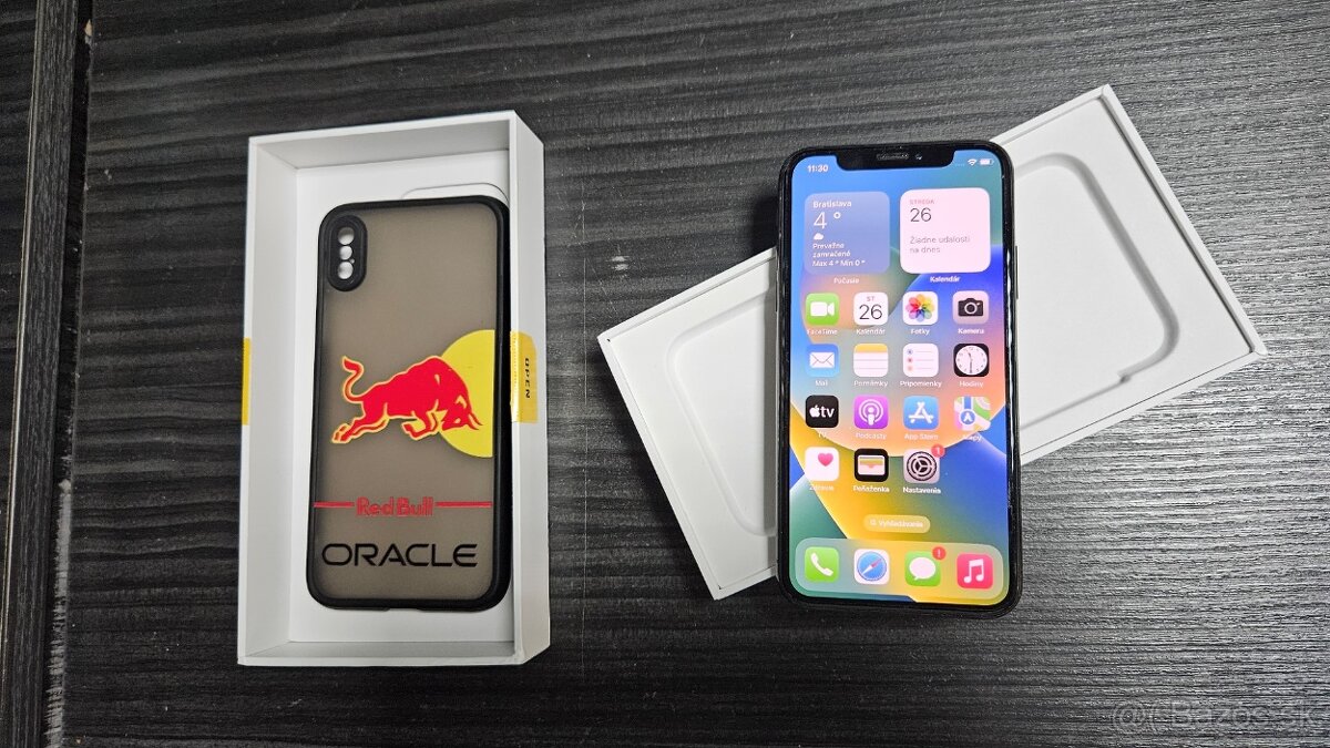 Apple iPhone X 64GB - zachovalý stav, batéria 100%