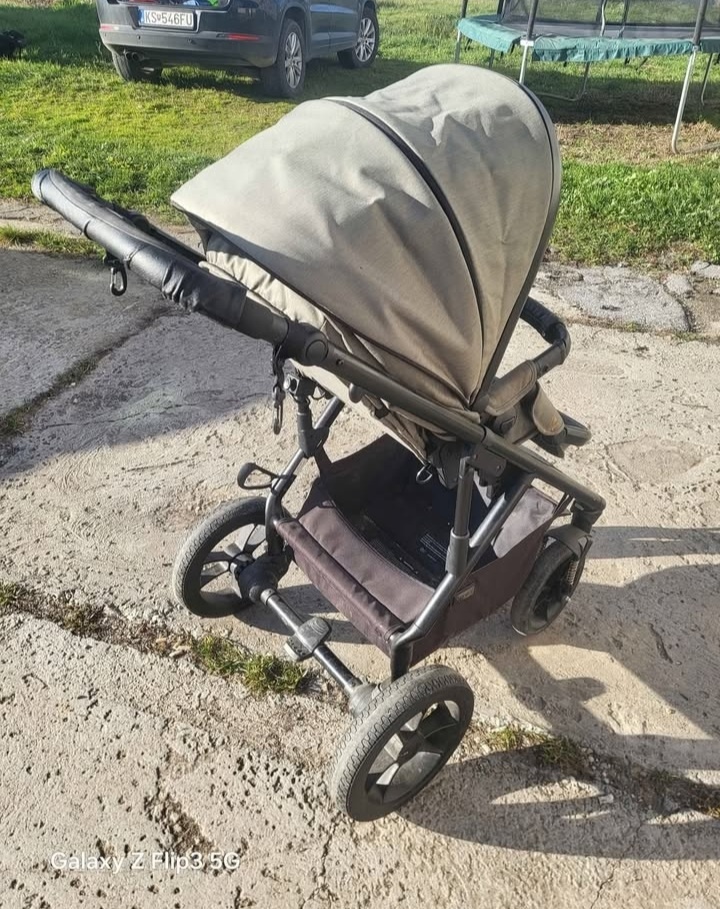 Detský športový kočík značky MON