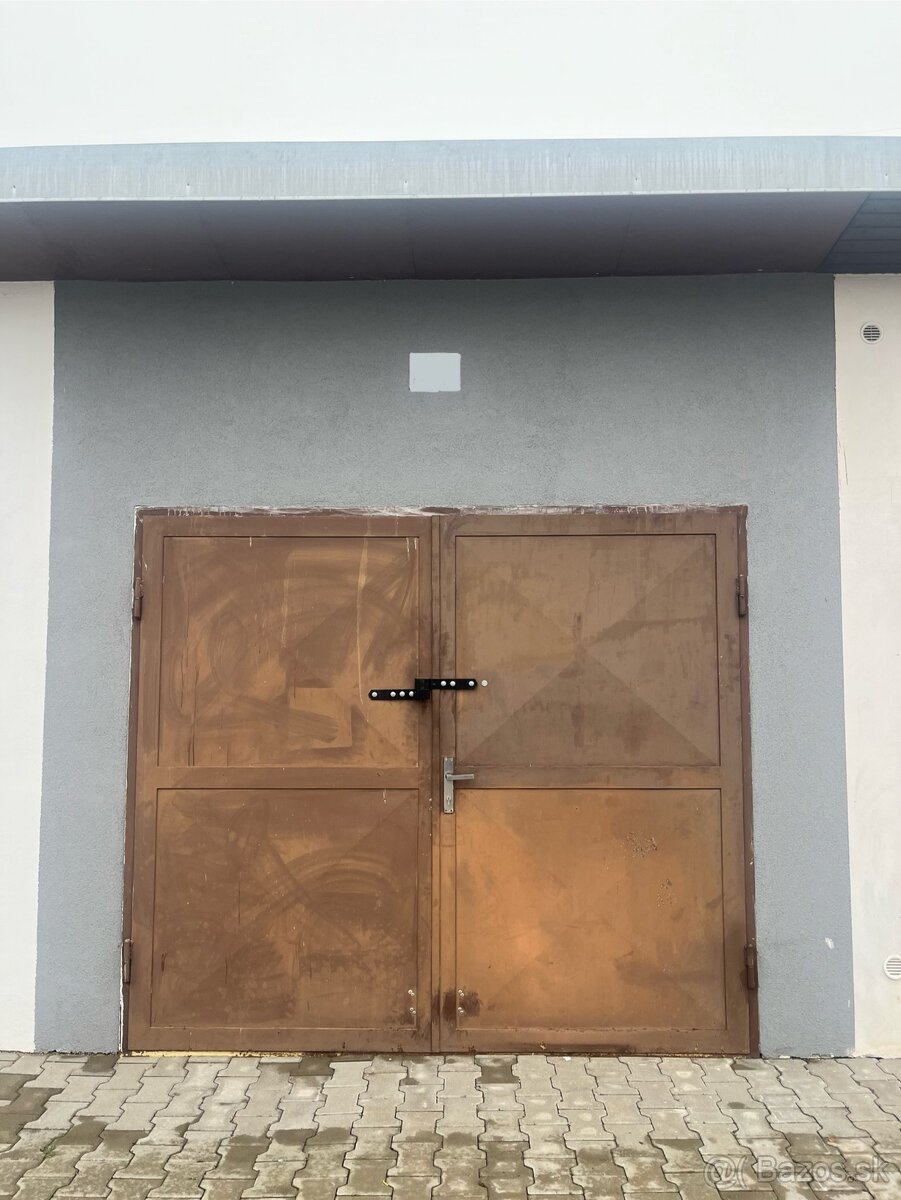 Ponúkam Garáž na prenájom v Poprade