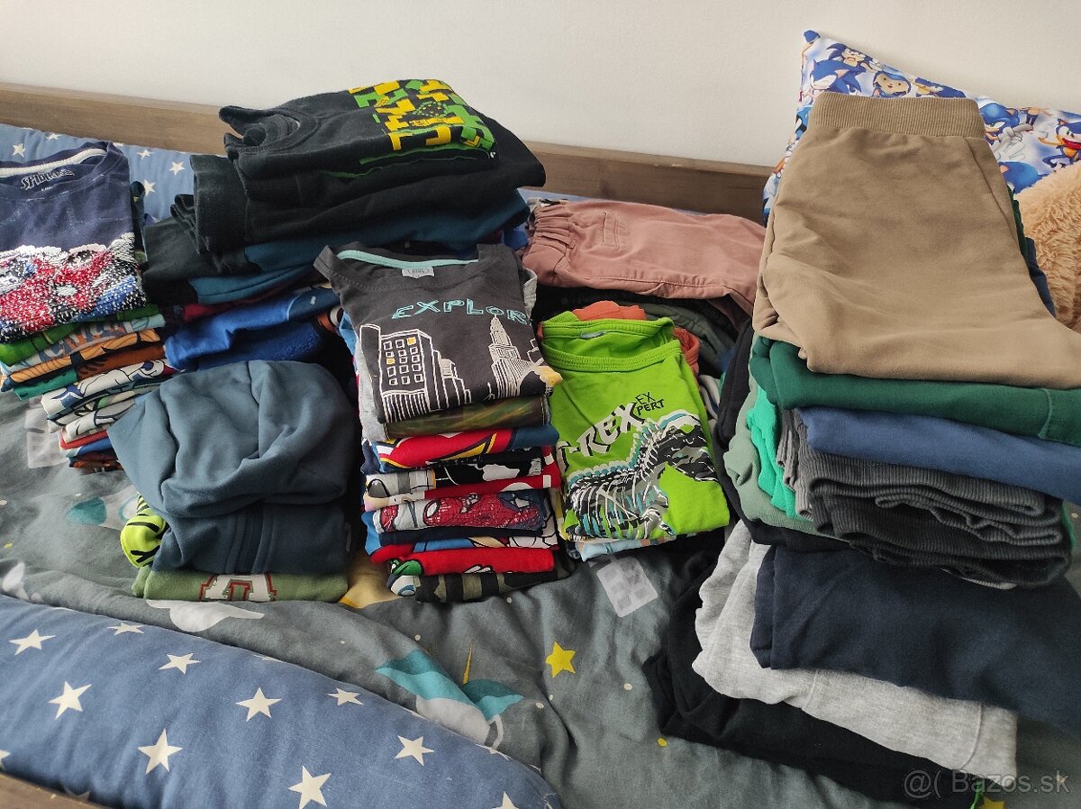 Balík oblečenia 110/116