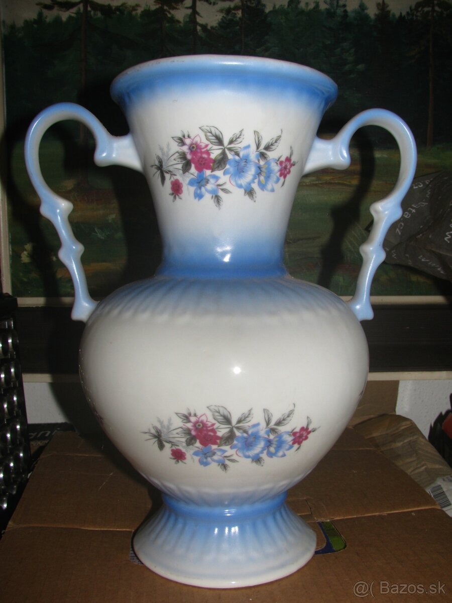 krasny stary džbanek