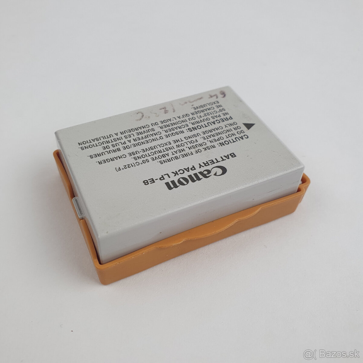 Predám akumulátor Canon LP-E8, 2x nabíjačka, 8x neorig.aku