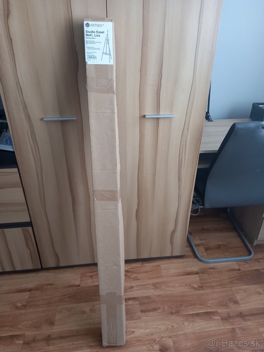 Stojan na maľbu obrazov