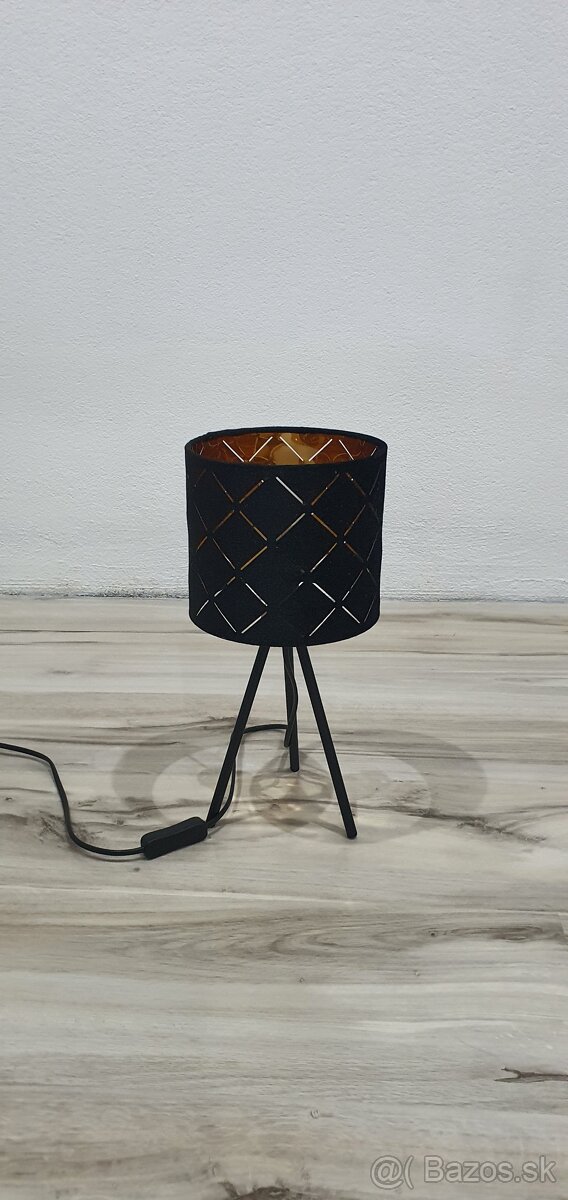 Predám nočnú lampu cirno zlatú