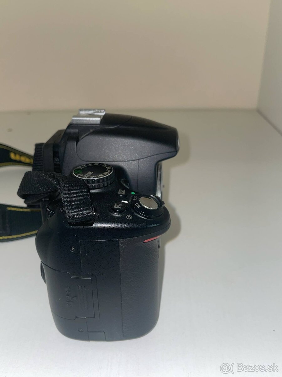 Nikon D5000 + objektív